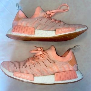 Adidas nmd   size 10 1/2 gently worn great condition og box
